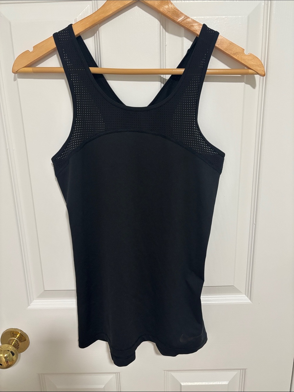 Nike Pro Hypercool Tank Size S Black Gym Running Sport Athletic Mesh - Picture 2 of 10